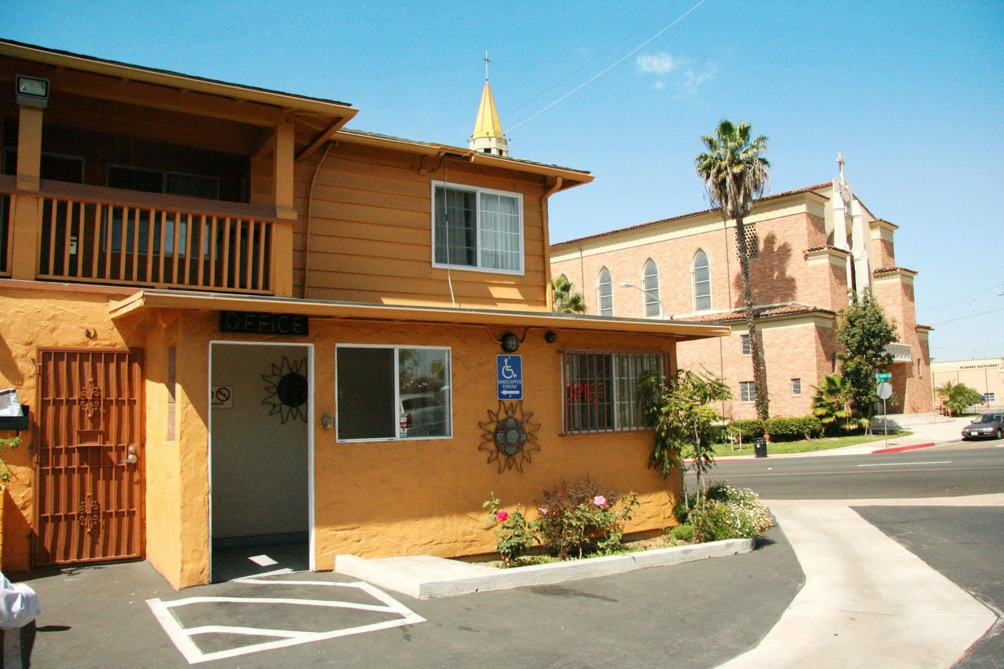 Navajo Lodge Lemon Grove Exterior foto